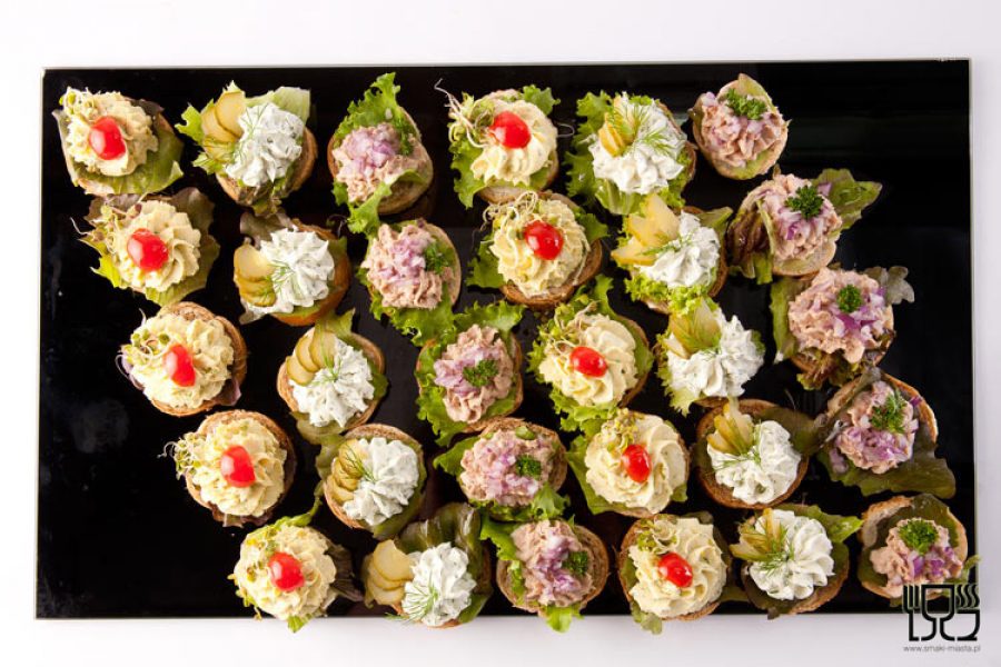 A platter of mini canapés with spread, 30 pieces FROMAGE